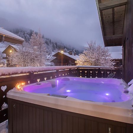 Simply Morzine - Chalet Coeur De มอร์ซีน ภายนอก รูปภาพ